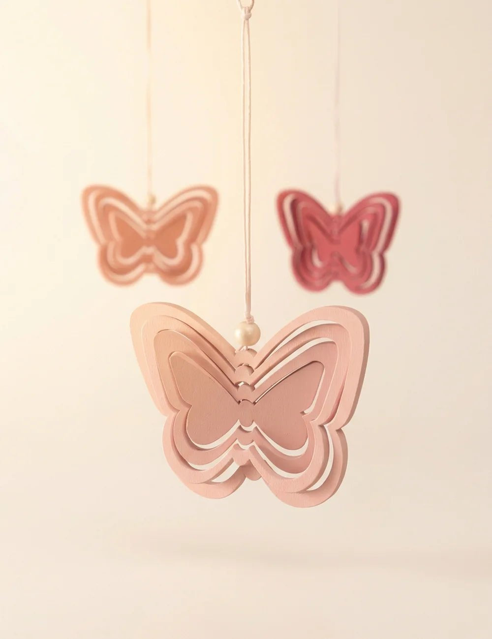 Dekoanhänger Butterfly aus Holz, Schmetterlings-Form, ca. 10,5 × 8 cm