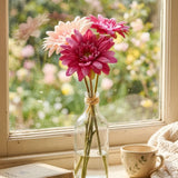 Dekostrauß Gerbera Pink, Nahaufnahme im Setting