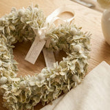 Herzanhänger Mistelblatt – Nahaufnahme Materialdetail