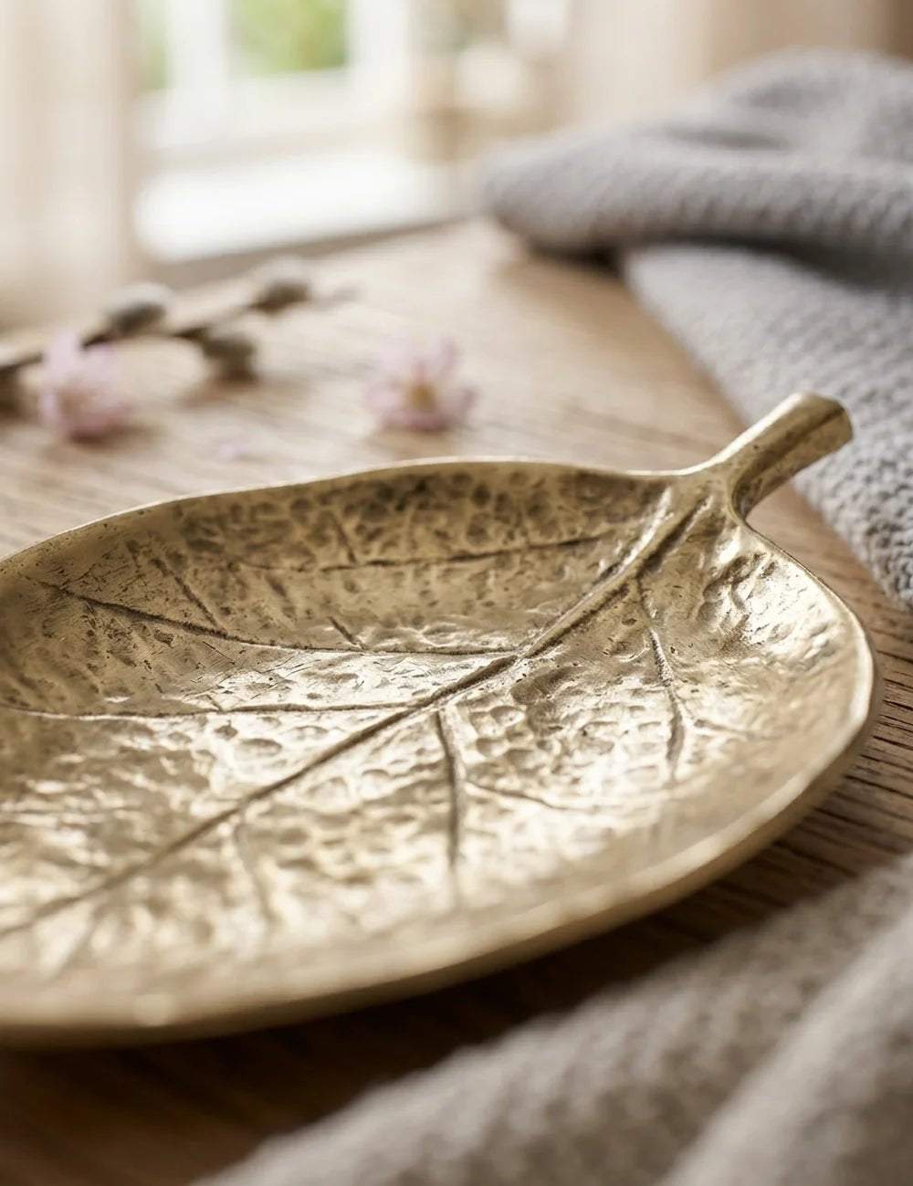 Schale in Blattform – Nahaufnahme Materialdetail
