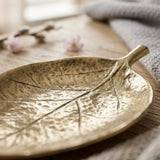 Schale in Blattform – Nahaufnahme Materialdetail