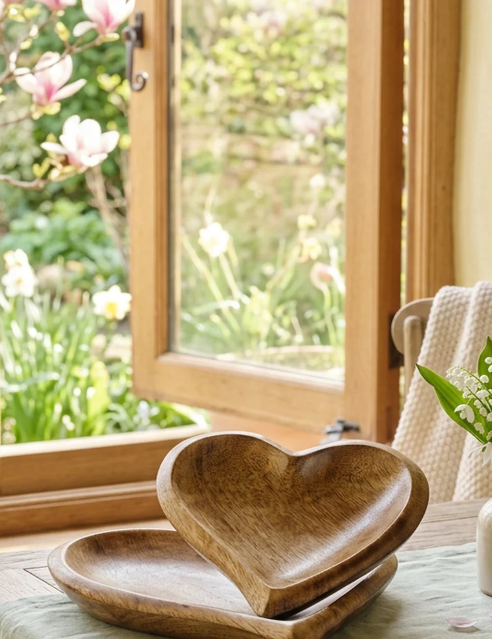 Schale Liefde Herzform – Ansicht von der Seite