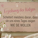 Schild "Meine Katze" – Nahaufnahme Materialdetail