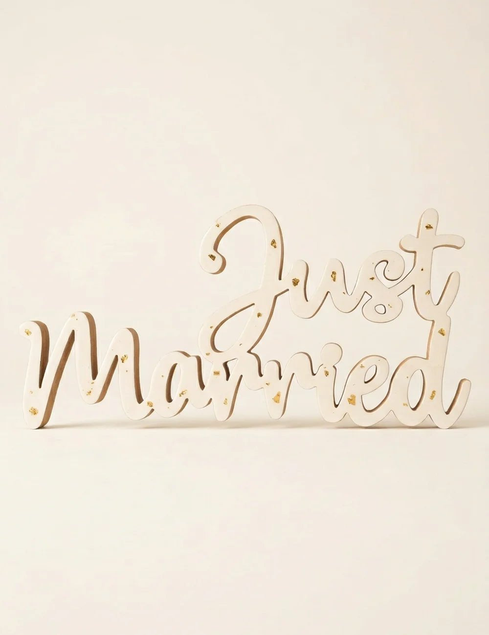 Schriftzug Just Married – Produktansicht frontal