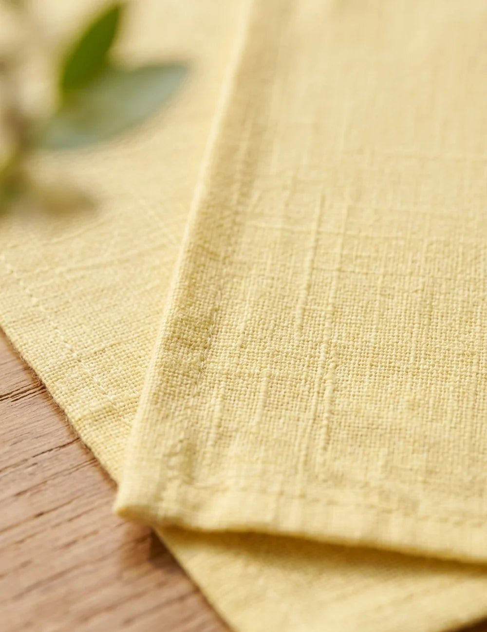 Servietten Lenea hellgelb 2tlg. – Nahaufnahme Materialdetail