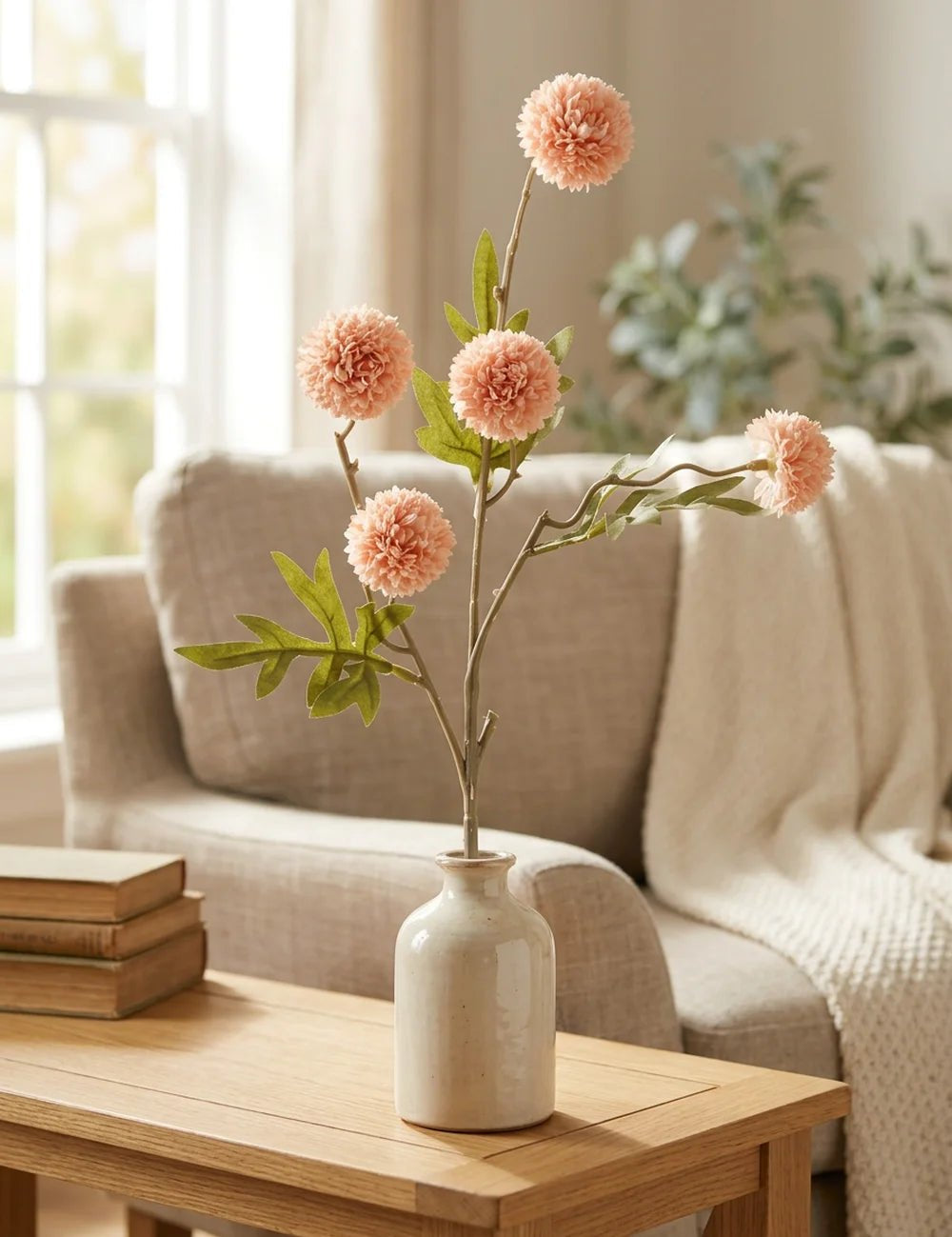 Stielblume Dahlie Hellrosa – in Gruppenarrangement dekoriert