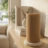 Stumpenkerze Classic Beige – Nahaufnahme Materialdetail