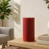 Stumpenkerze Classic Rot – Ansicht von der Seite