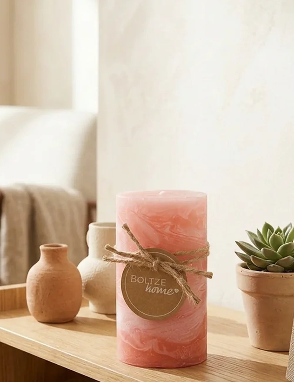 Stumpenkerze Gradienta Pink – Ansicht von der Seite