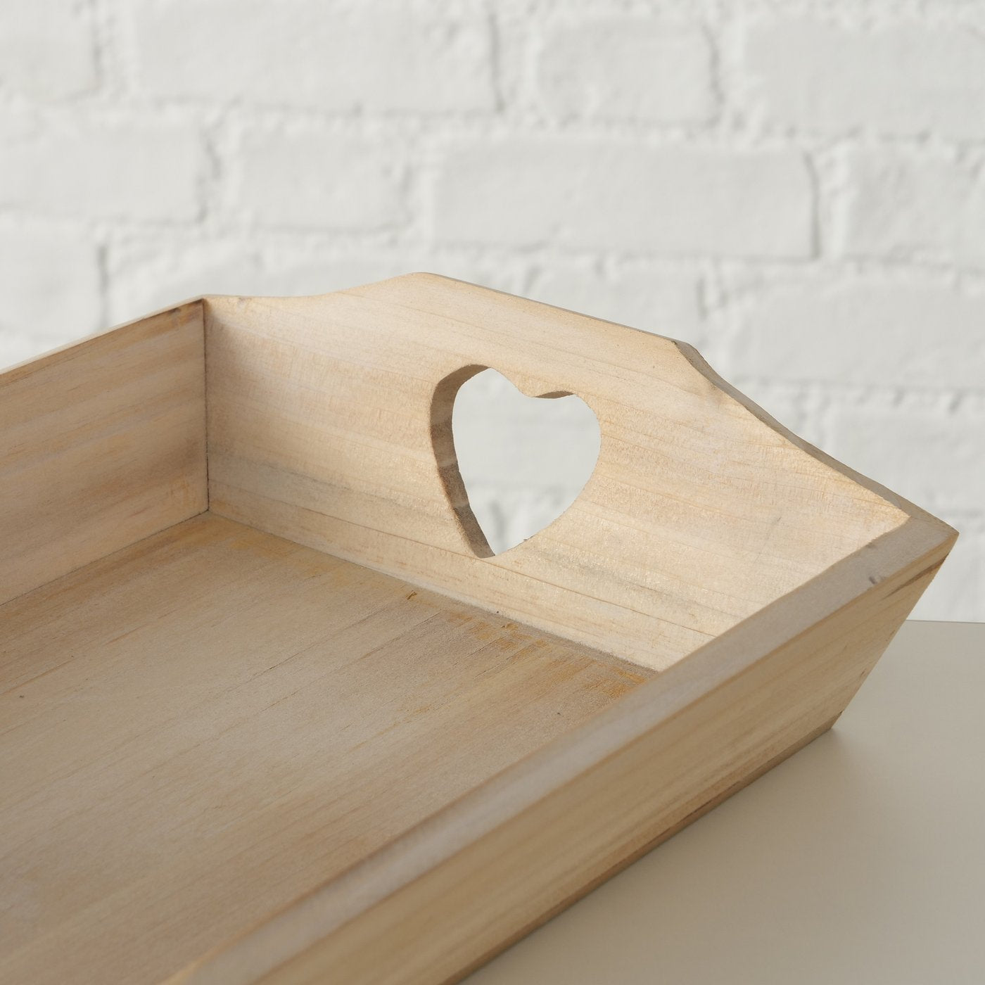 Tablett m. Herzgriffen - WohnSinn