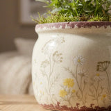 Übertopf Meadow – dekoriert im Wohnambiente