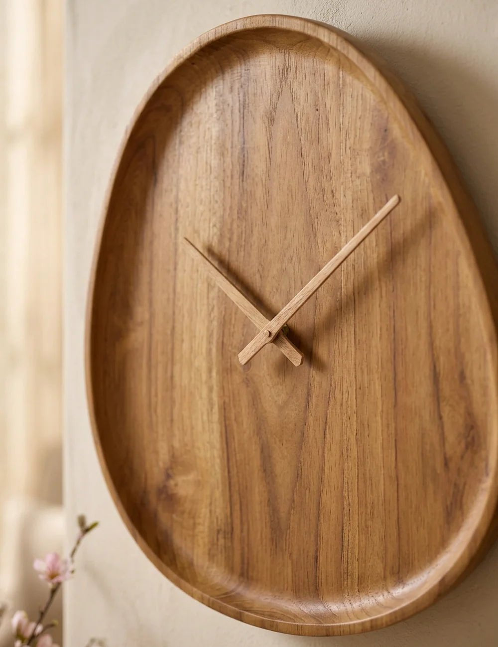 Wanduhr Marron – Nahaufnahme Materialdetail
